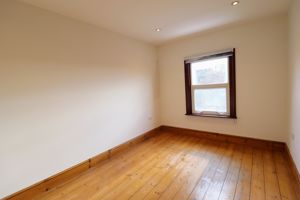 Bedroom- click for photo gallery